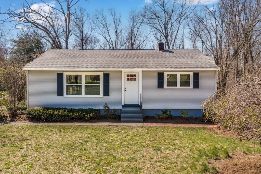 14 Pine Drive photo 2