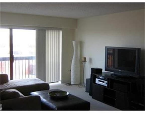 15 N Beacon St #303 photo 5