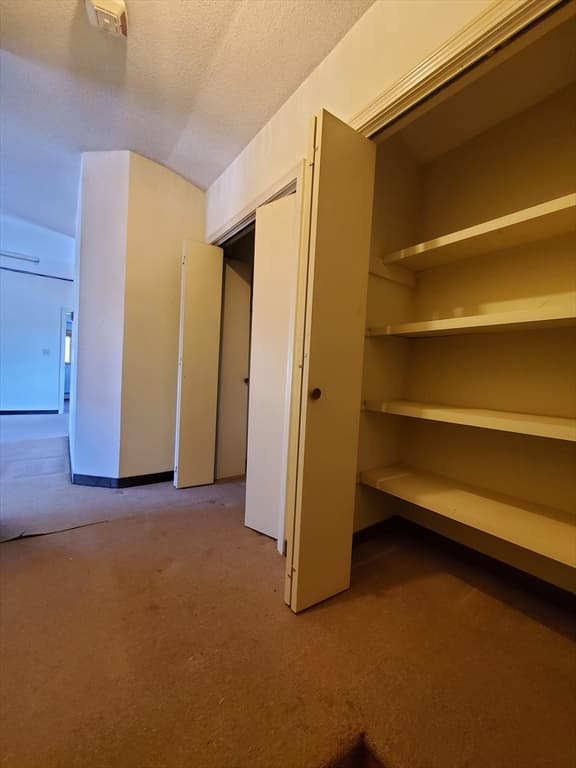 58 Foster St photo 2