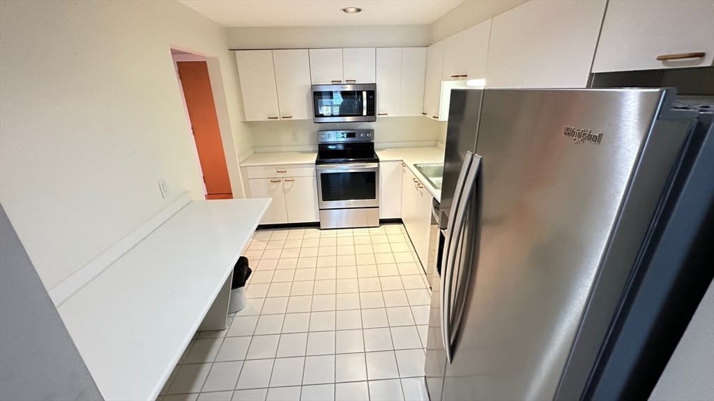1001 Marina Drive #505 photo 5