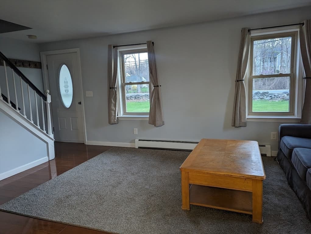 145 Rowley Hill #A photo 3