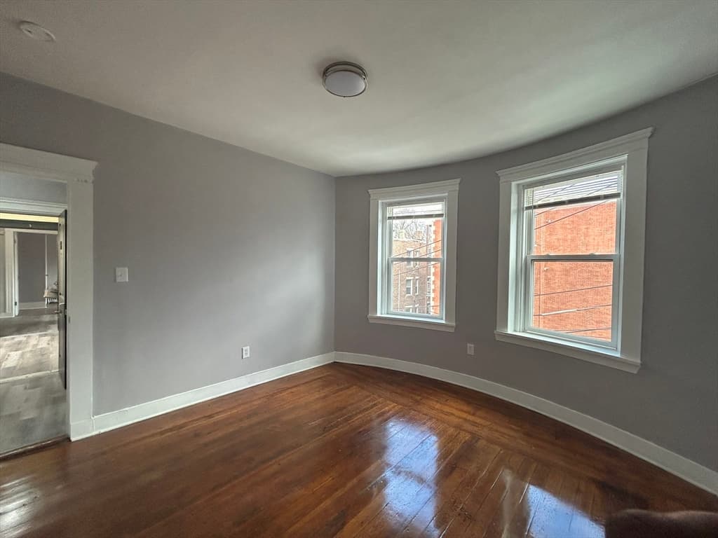 15 Codman Park #6 photo 5