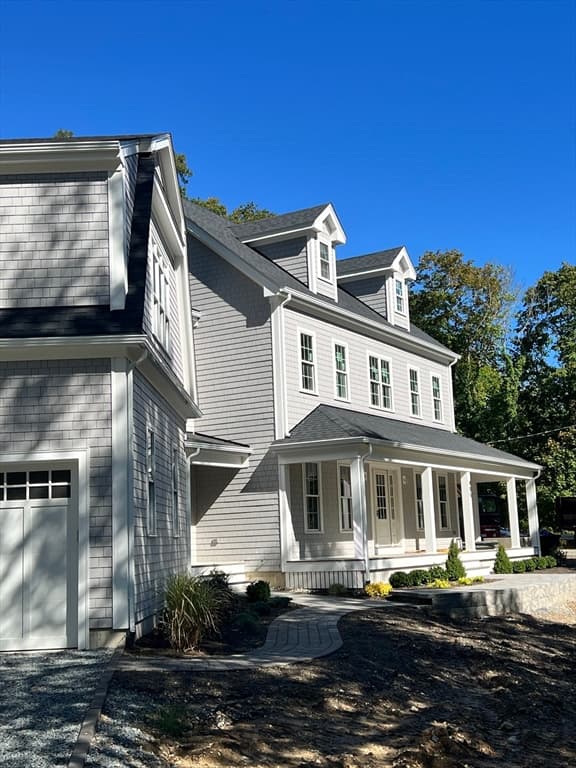 485 Pleasant Street photo 3