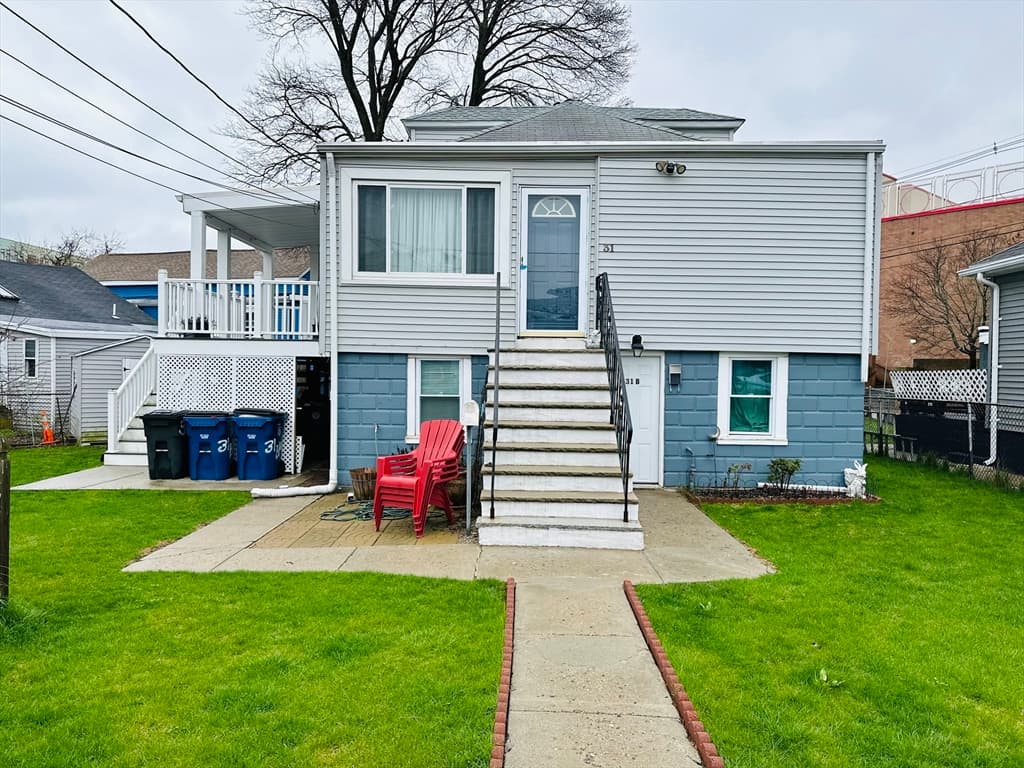 31 Blake St