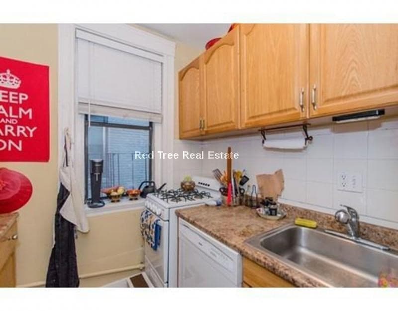 7 Lothian Rd #8 photo 2