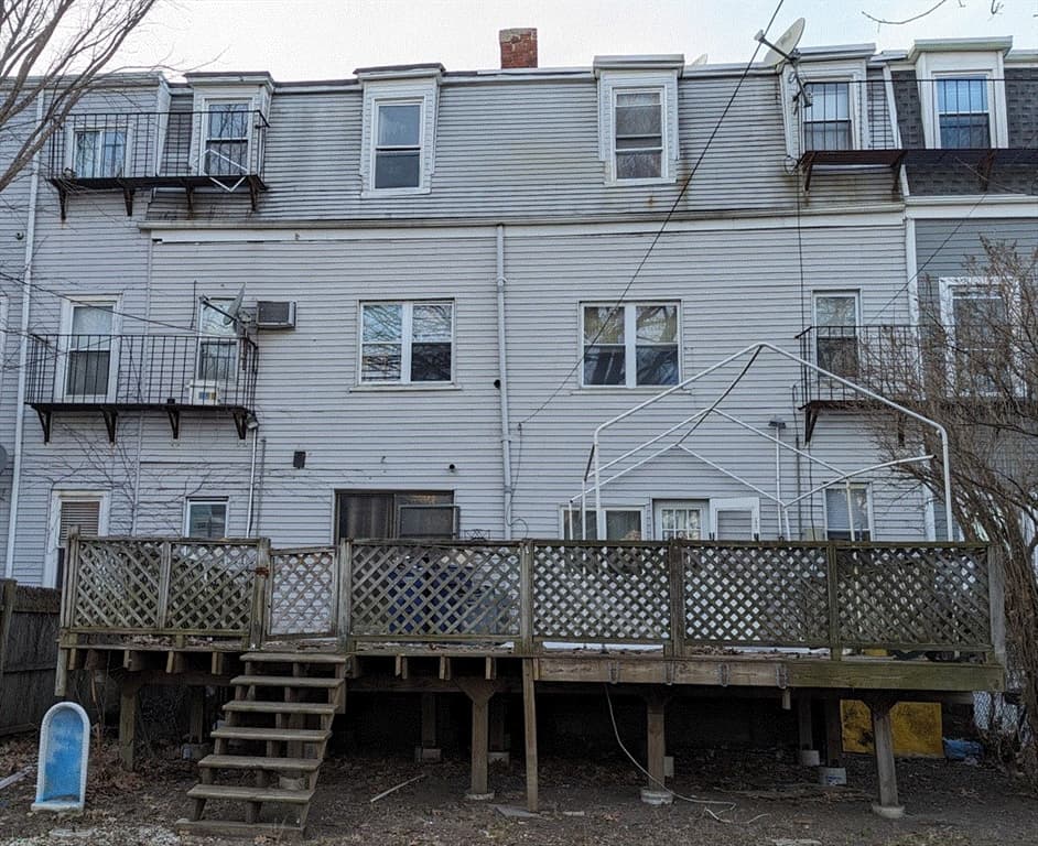 47 Lexington St. photo 4