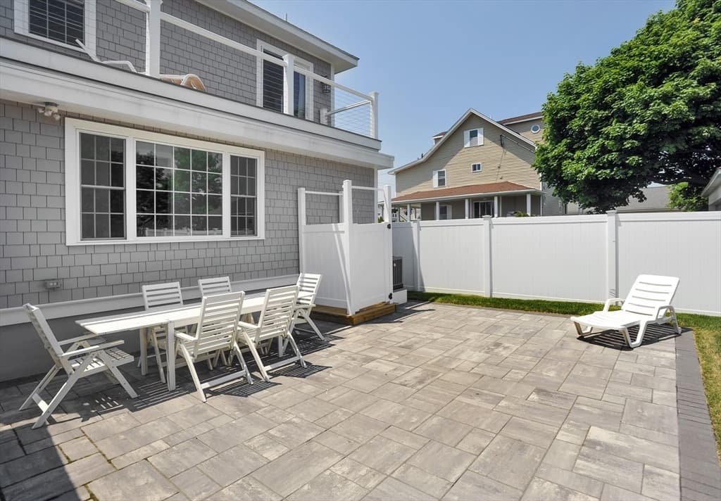 74 Samoset photo 2