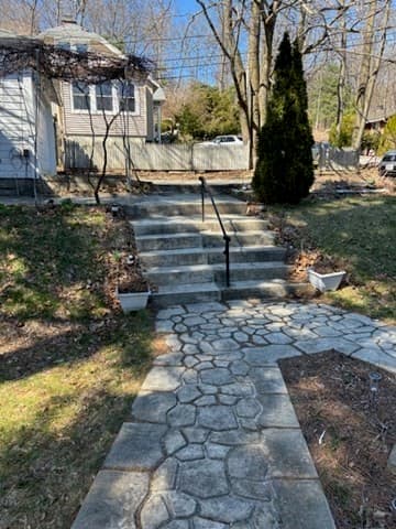 211 June St #B photo 4