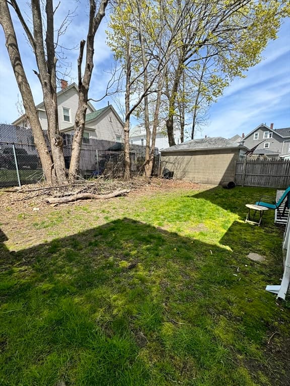 43 Hemlock St #2 photo 4
