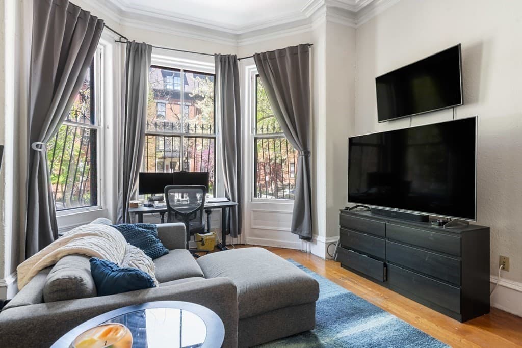 296 Marlborough St #5 photo 2