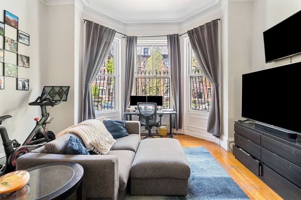 296 Marlborough St #5 photo 3