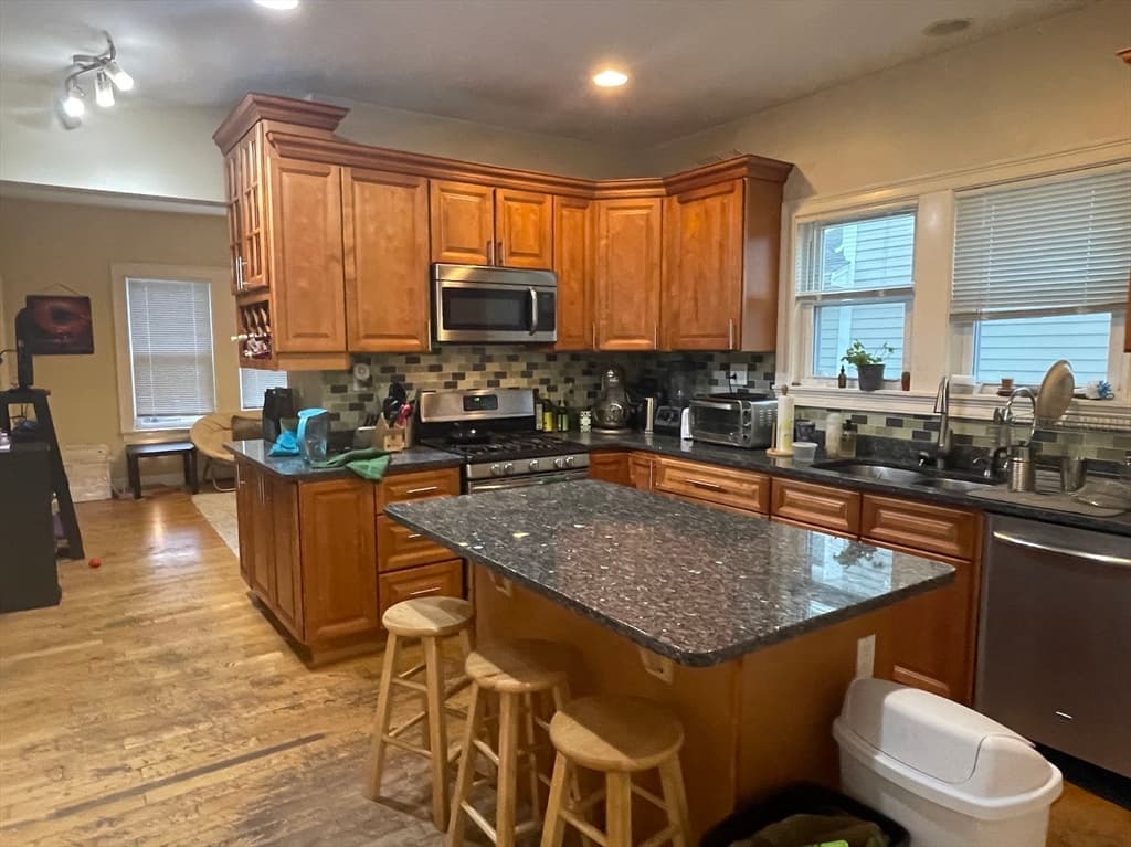 16 Seager Ct #1