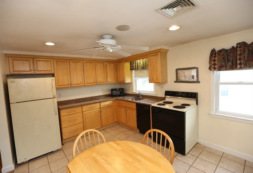 12 Lasell St photo 5