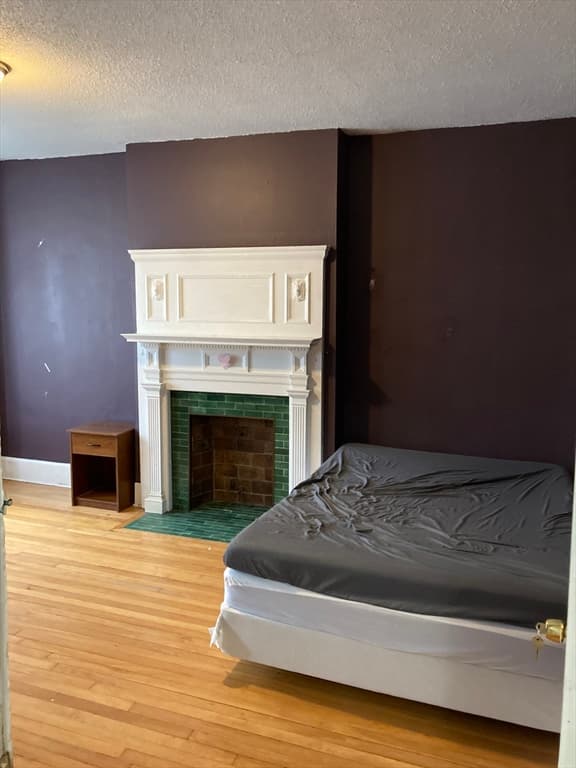 30 Glenville Ave #3