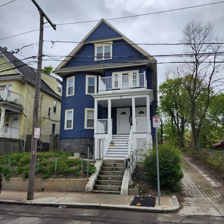 15 Mclellan St #1