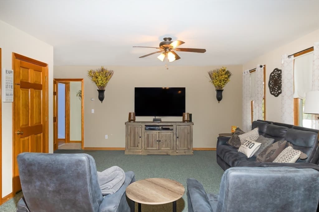 1 Kailas Way photo 5