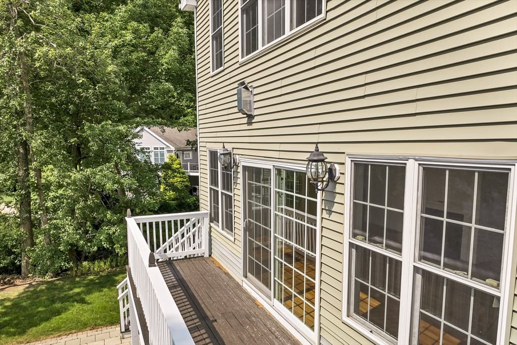 95 W Shore Road photo 5