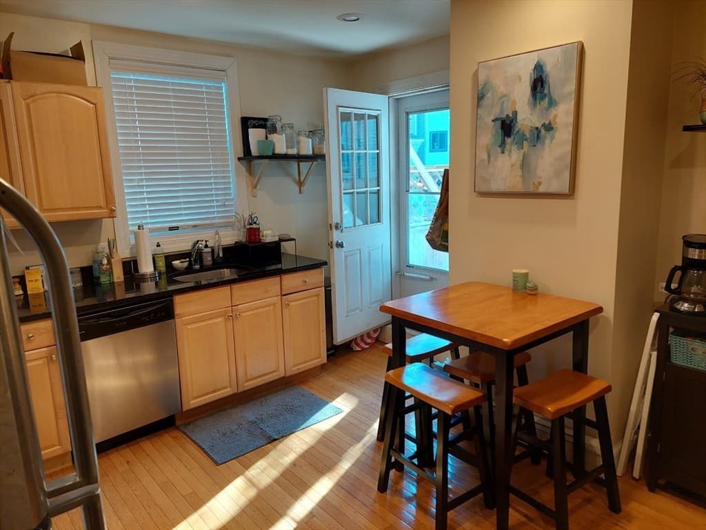 27-29 O Street #2 photo 4