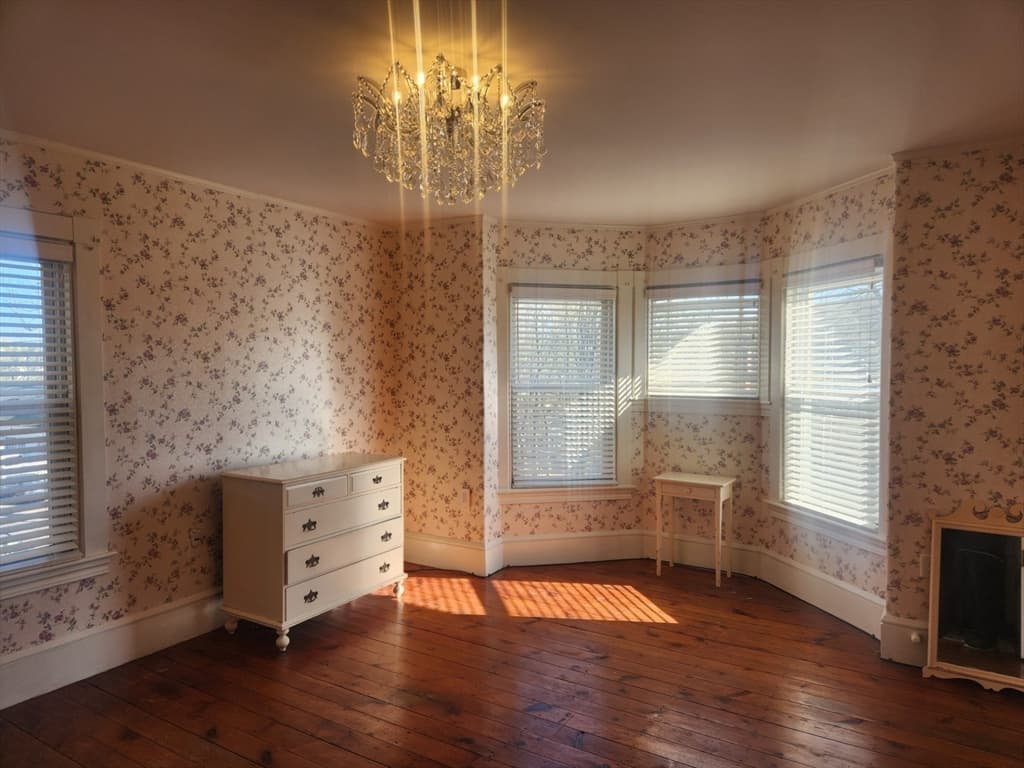 15 Arlington Street #1 photo 4