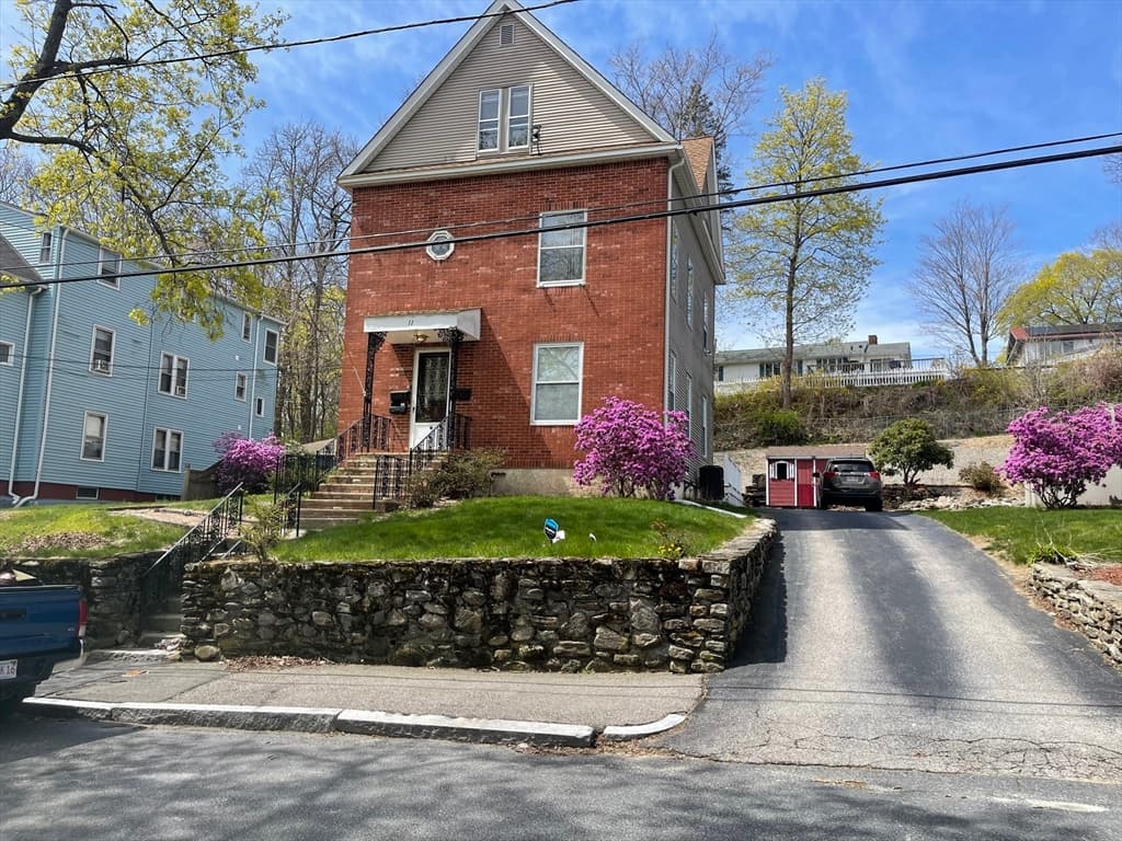 11 Winchester Ave #2 photo 2