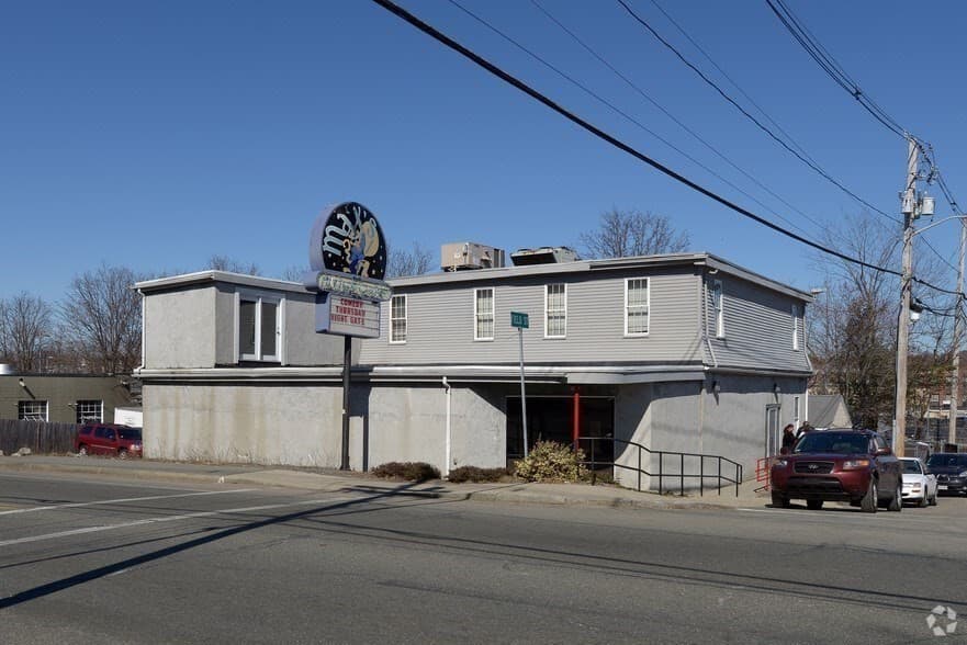 68 Field St