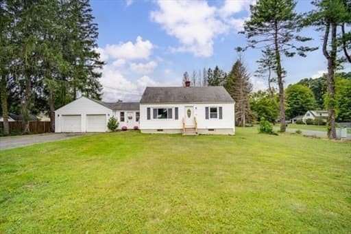 485 Rogers Ave photo 3