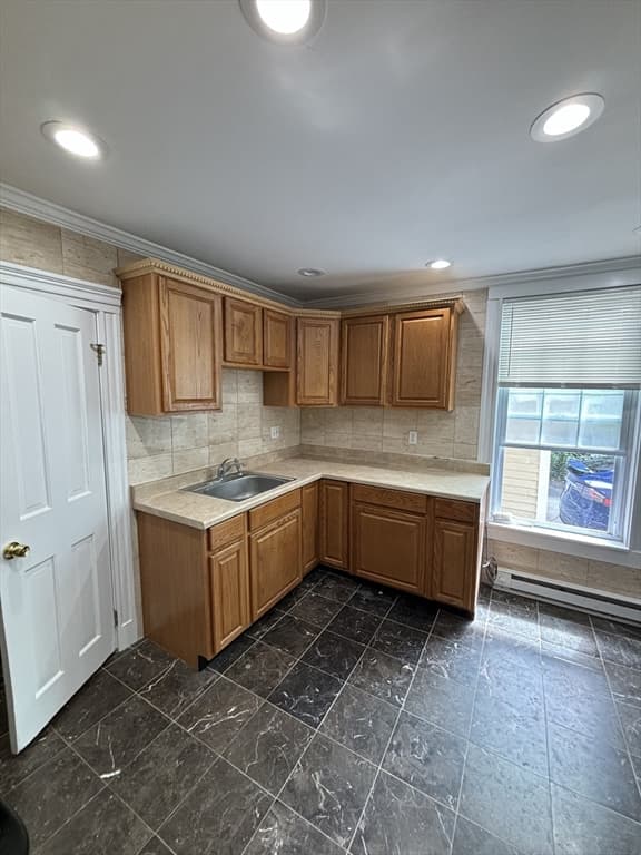 6 Montview St #1 photo 4