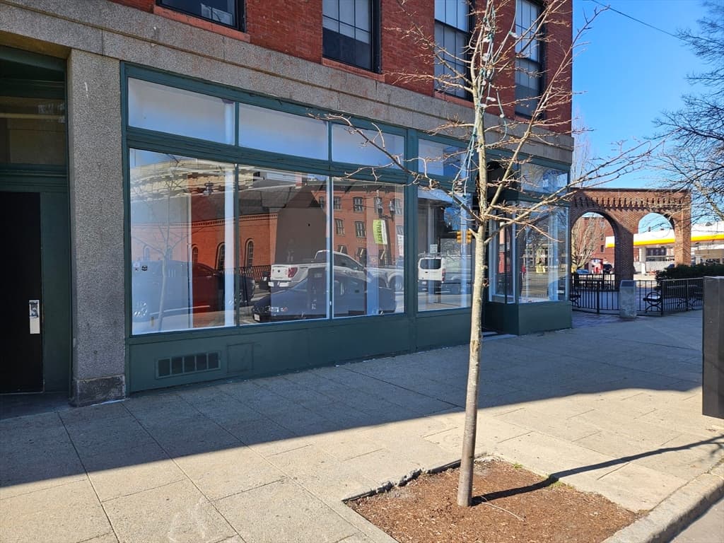 262 Merrimack Street photo 2