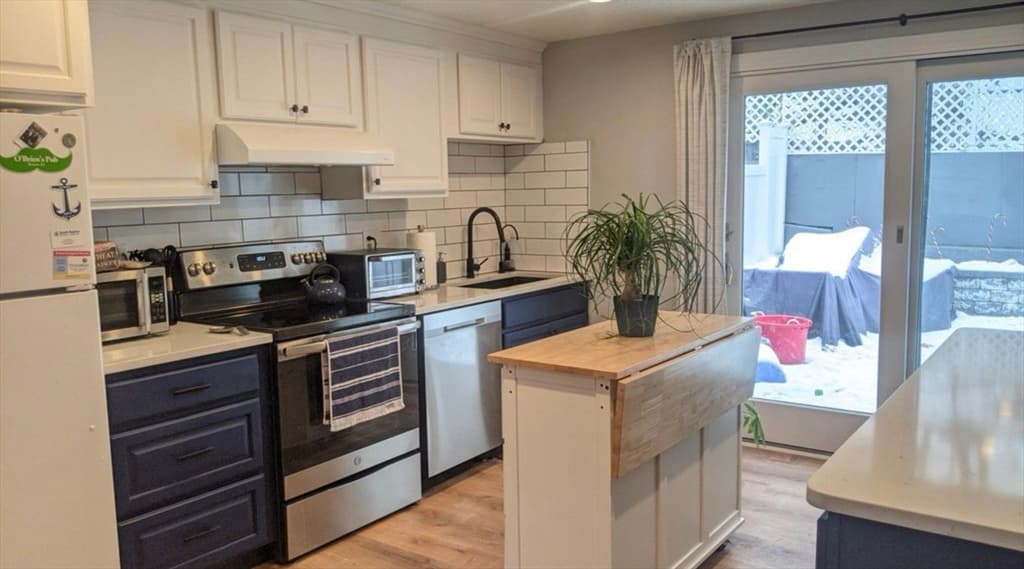 123a Falcon St #1 photo 3