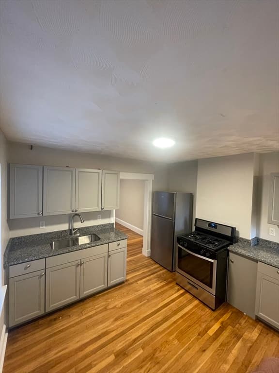 81 Fuller Street #1 photo 4