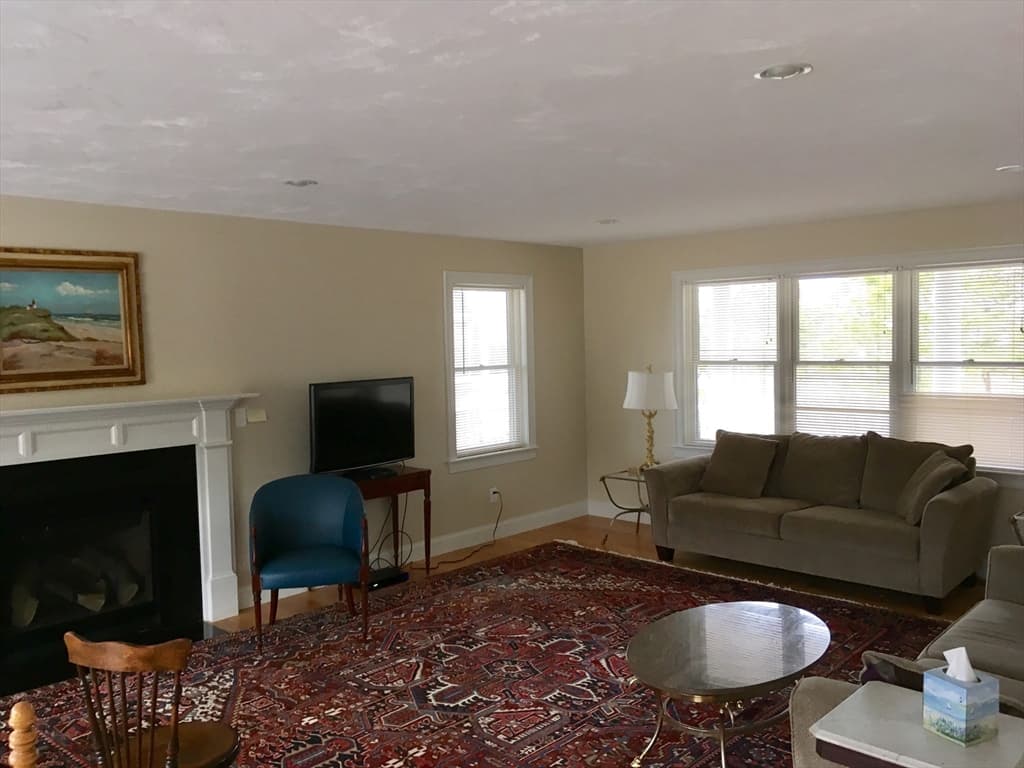 370 Phillips Road photo 4