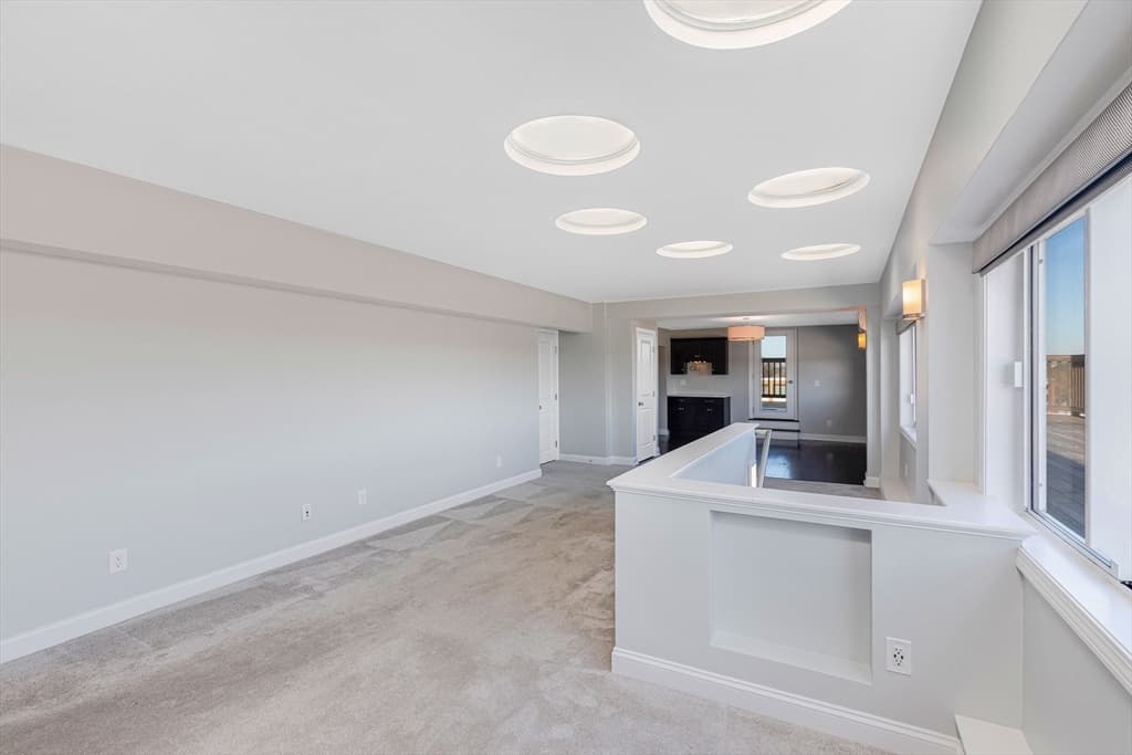 53 Melrose St #PH photo 2
