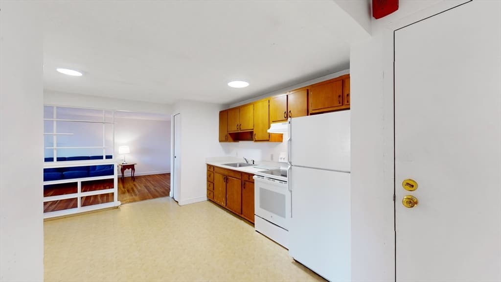 175 W. Wyoming Ave. #46 photo 5