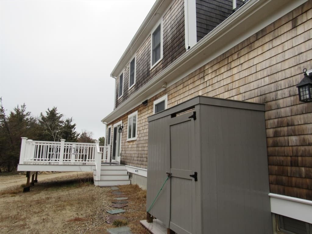 372 Phillips Road photo 2