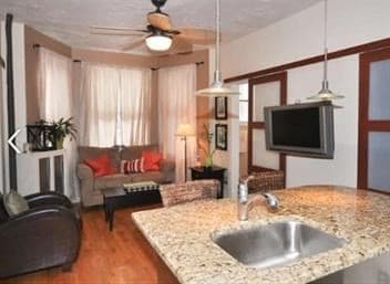65 Burbank St #12A