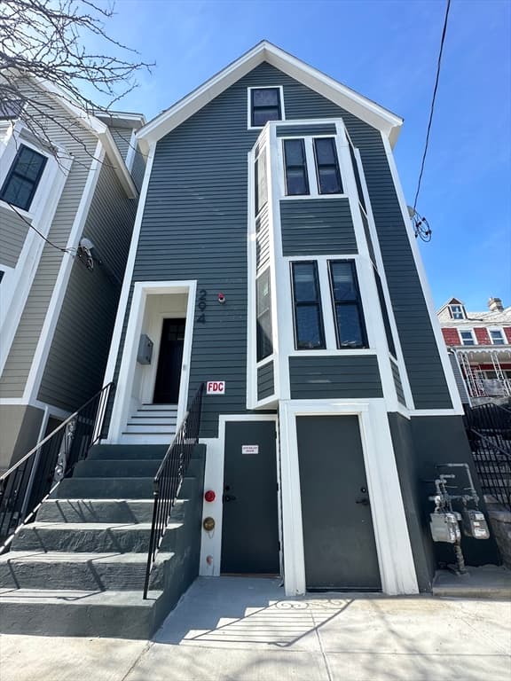 294 Princeton St. #3 photo 2