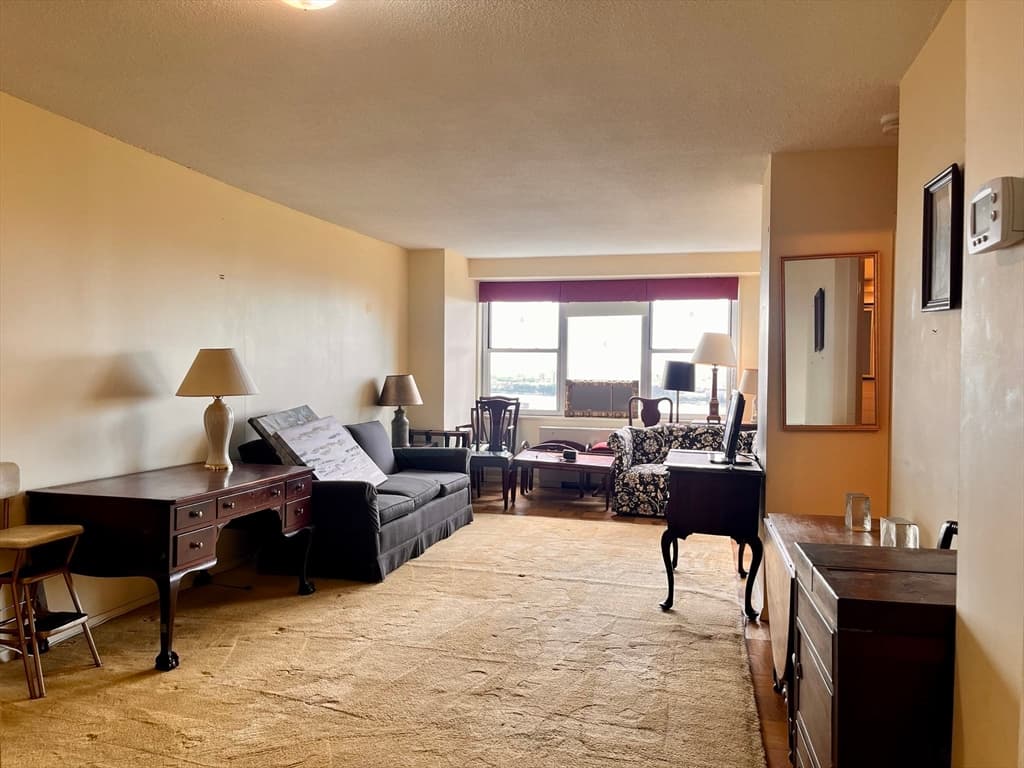 151 Tremont St #23L photo 2