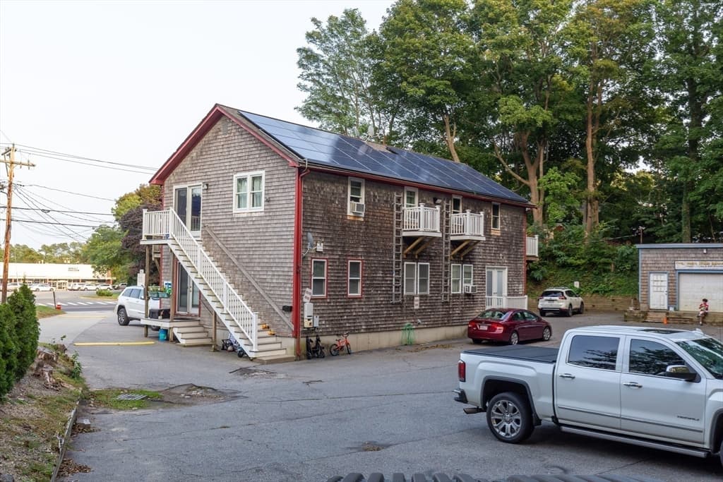 176-178 Court St photo 5