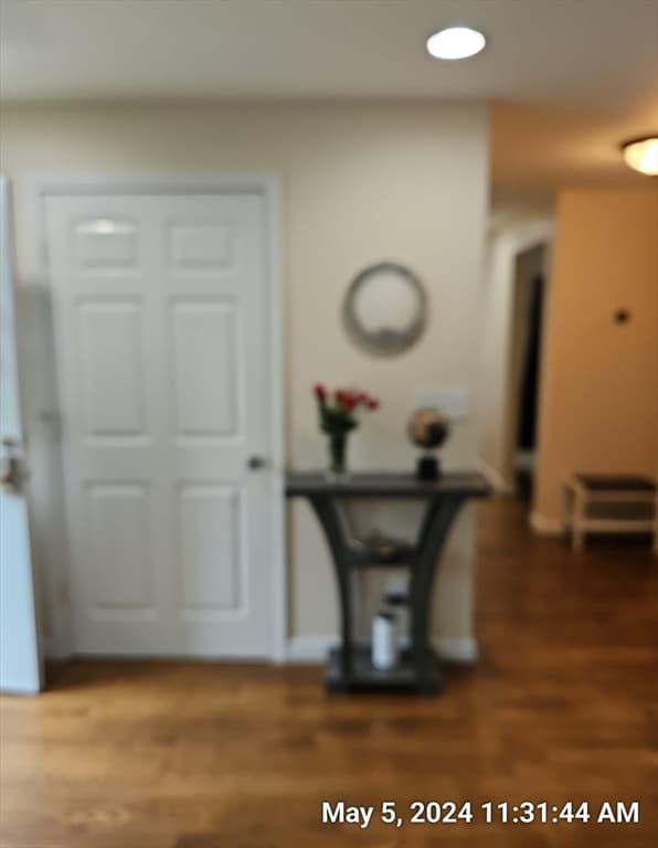 106 Leonard Ave photo 5