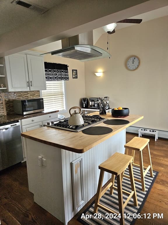 106 Leonard Ave photo 4