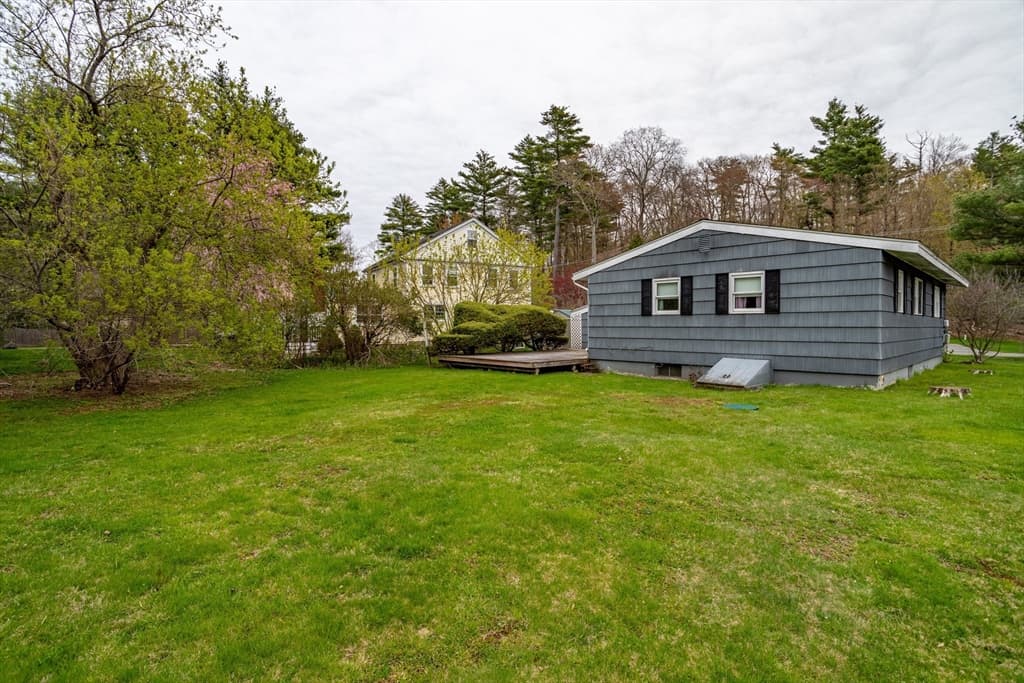 16 Ipswich Road photo 3