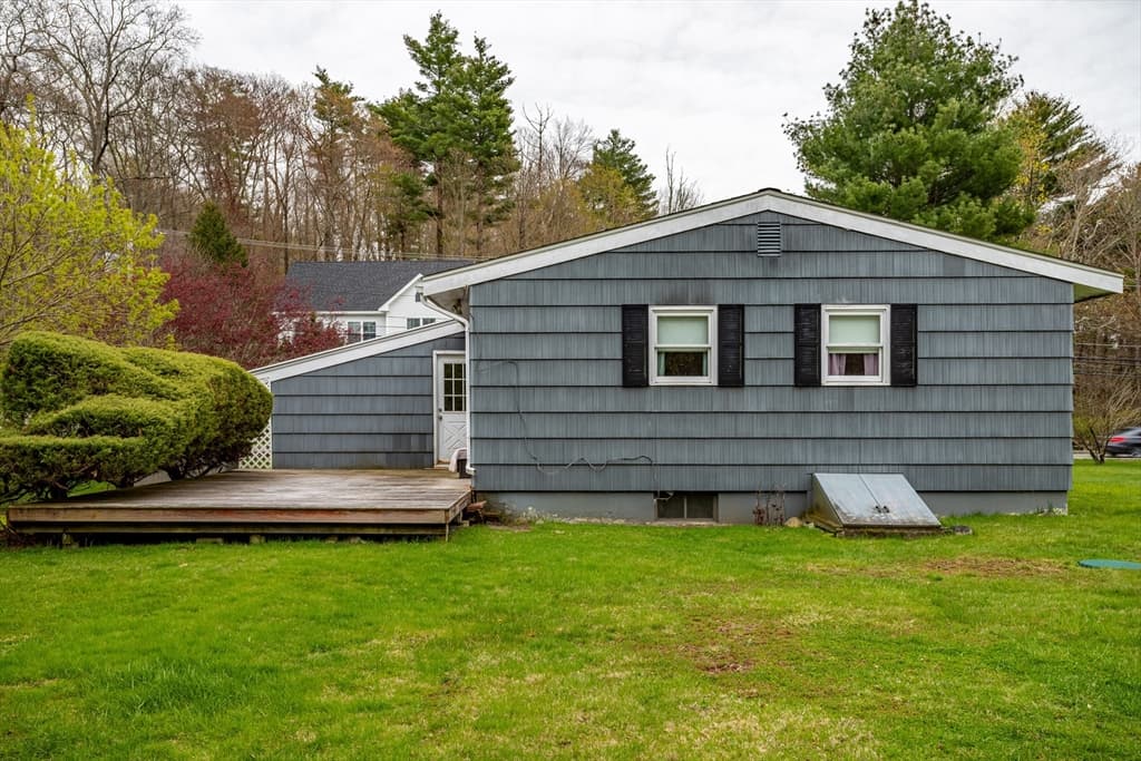 16 Ipswich Road photo 5