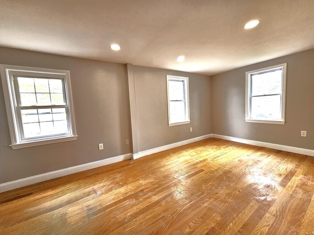 230 South St #1 photo 5