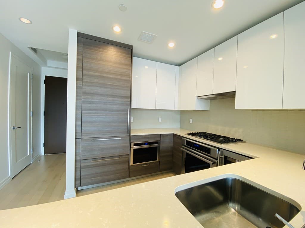 1 Franklin Street #1502