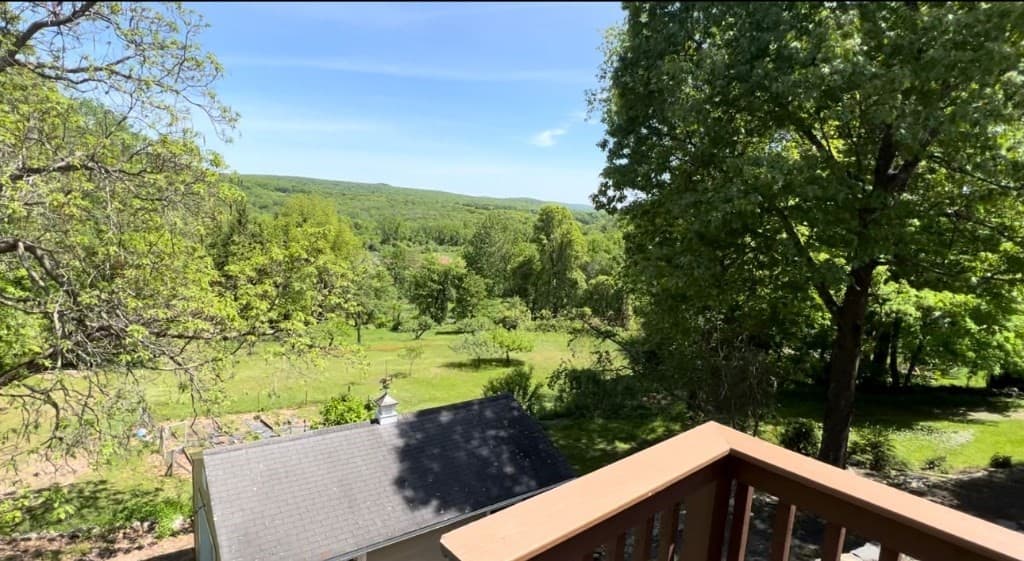 542 Glendale Rd photo 3