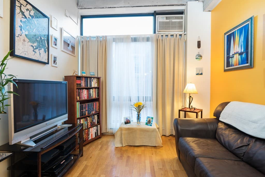 12 Stoneholm St #411 photo 5
