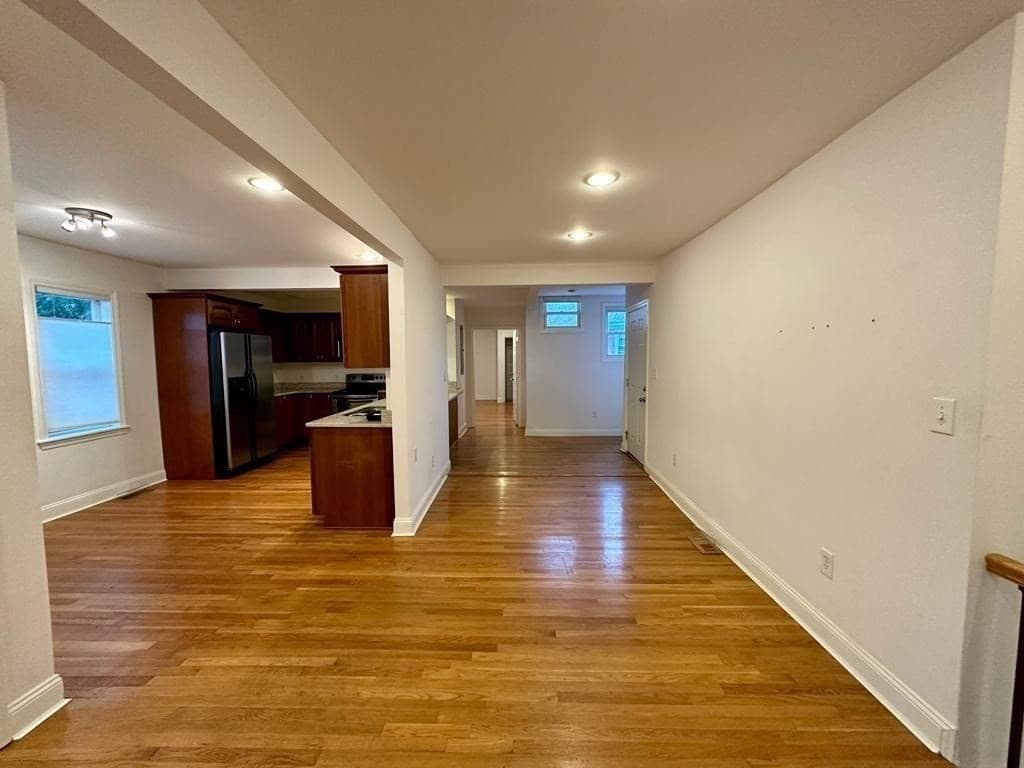 182-184 Cabot St #182 photo 3
