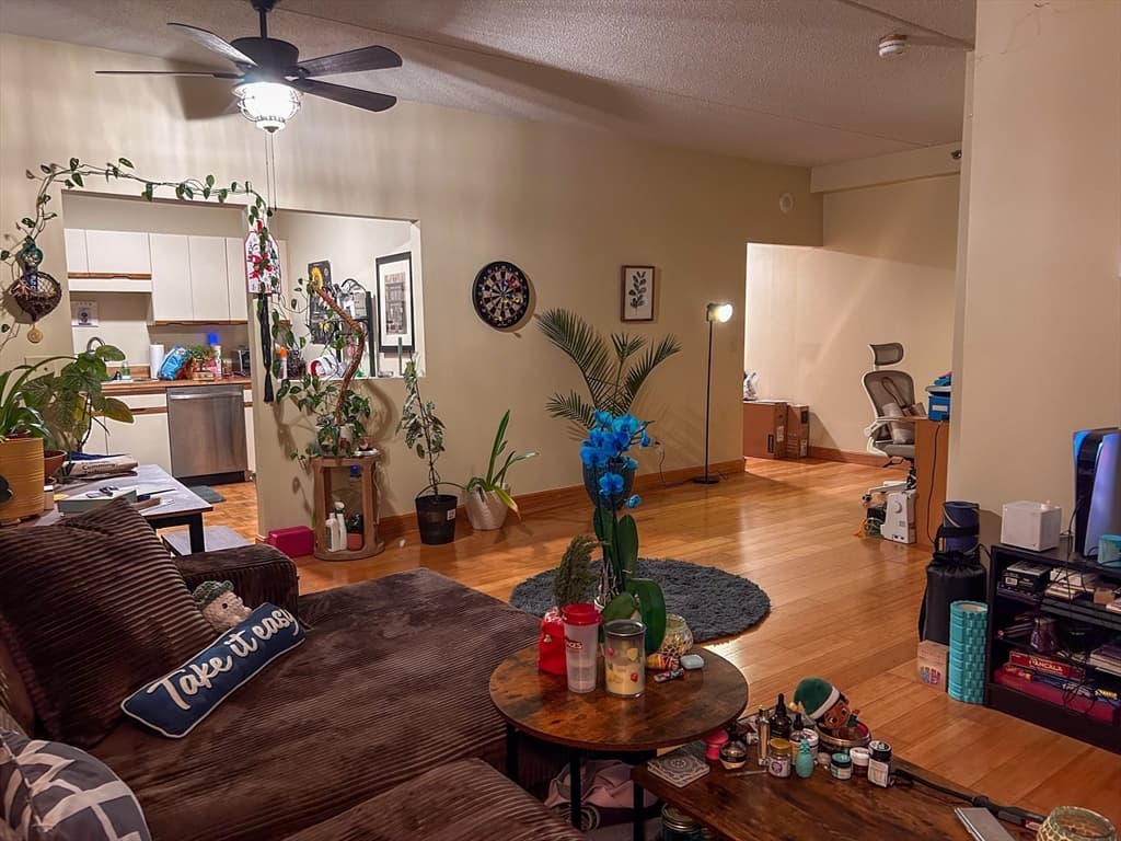 200 Cove Way #120 photo 2