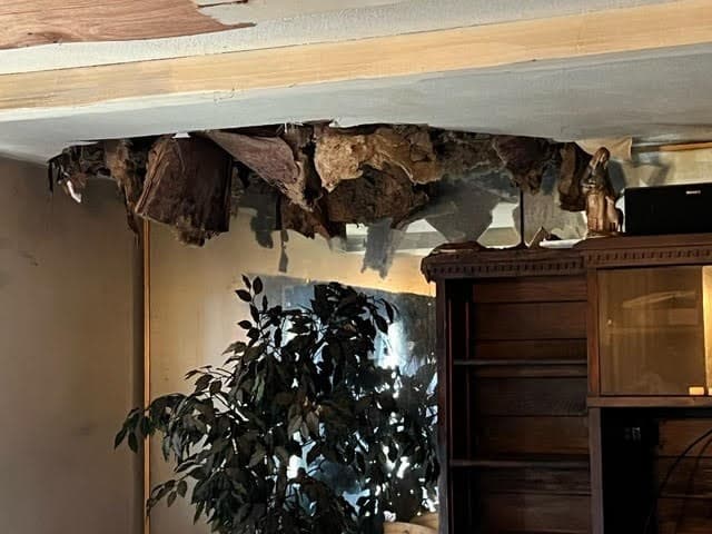 625 Hortonville Road photo 2
