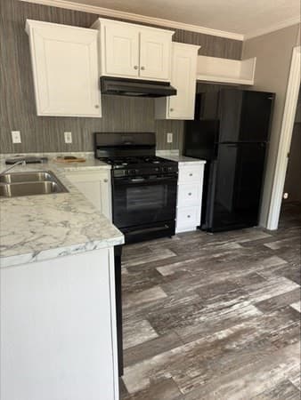 460 Collins #25 photo 5